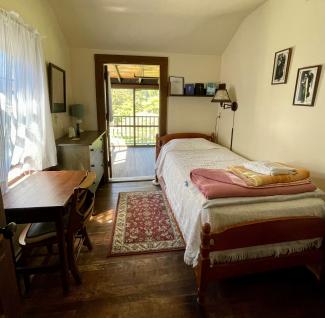 Adelynrood guest room
