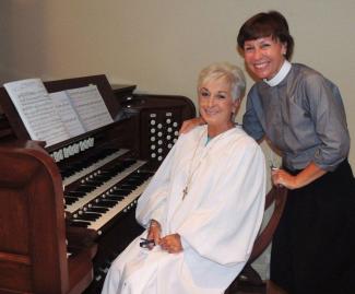 carol and scottie pipe organ 