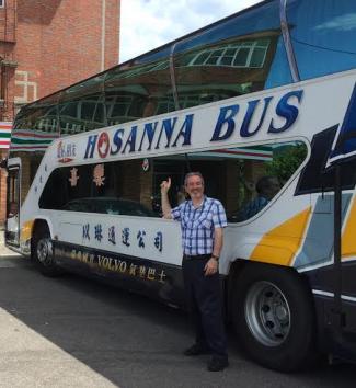 alan hosana bus